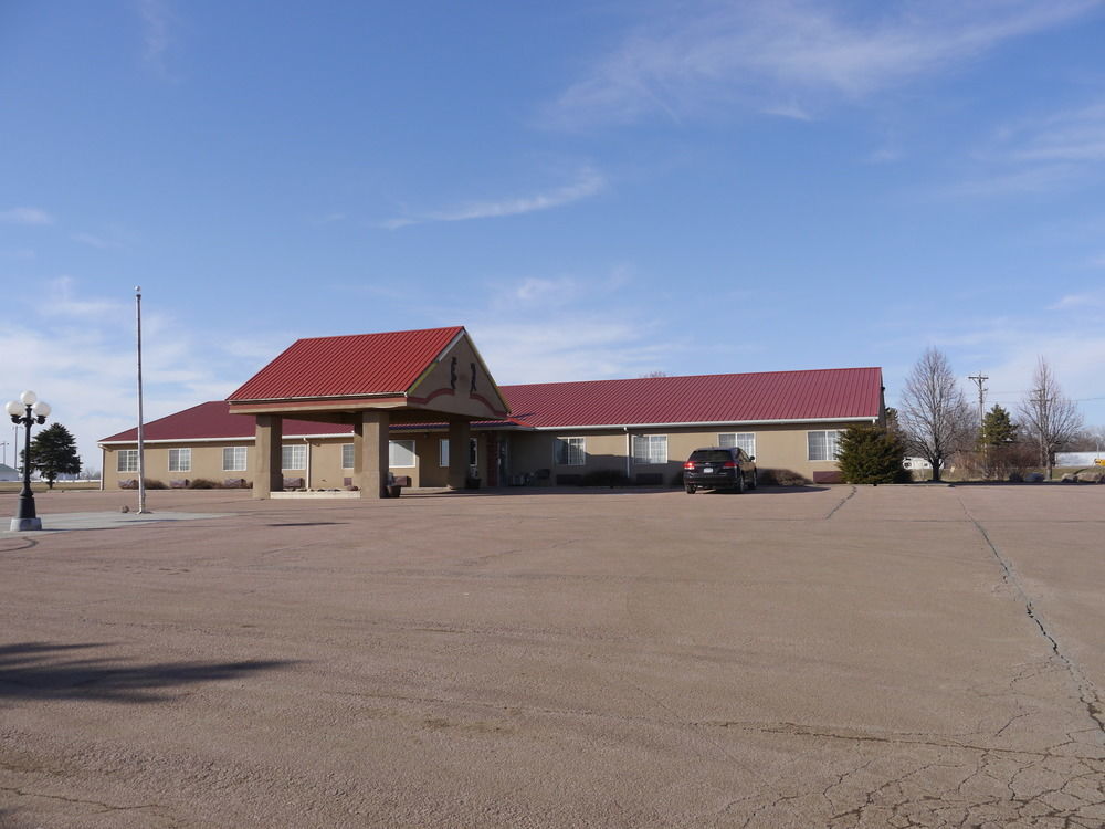 Westwood Inn & Suites - Kimball Extérieur photo